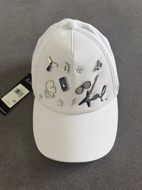 NWT Karl Lagerfeld Paris Logo Charm Pins Baseball White Cap Hat Woman One Size